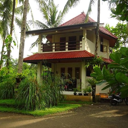 Sadati Home Stay Batukaras Ngoại thất bức ảnh